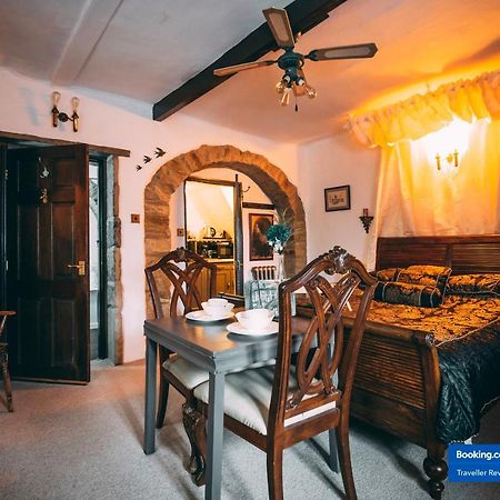 The Rookery Nook And Bronte Parsonage - Haworth Appartement Buitenkant foto