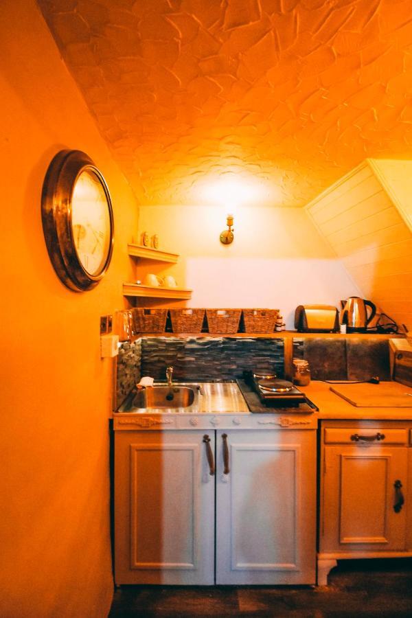 The Rookery Nook And Bronte Parsonage - Haworth Appartement Buitenkant foto